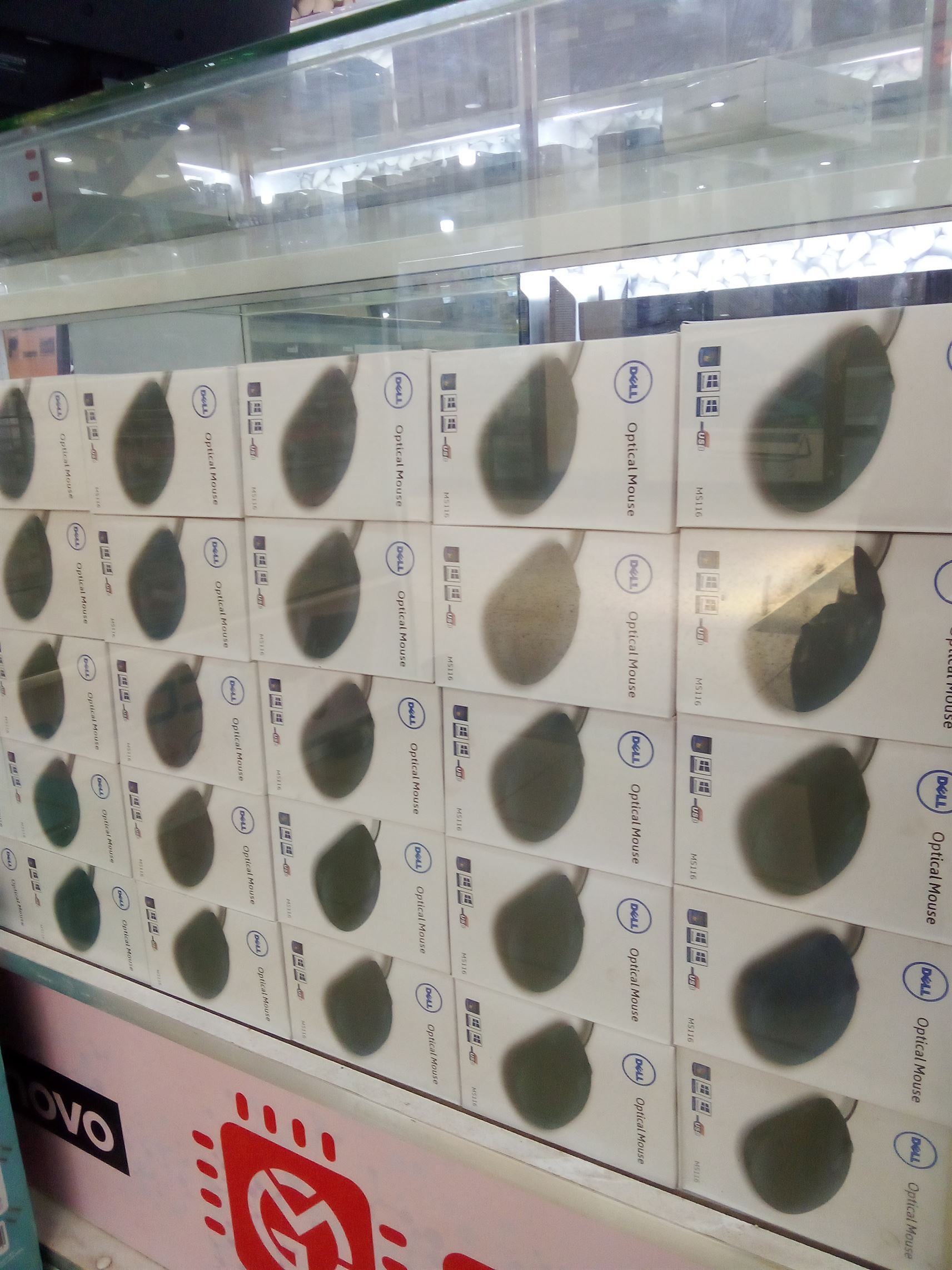 Dell MS116 Wired USB Optical Mouse in Black - alternate view